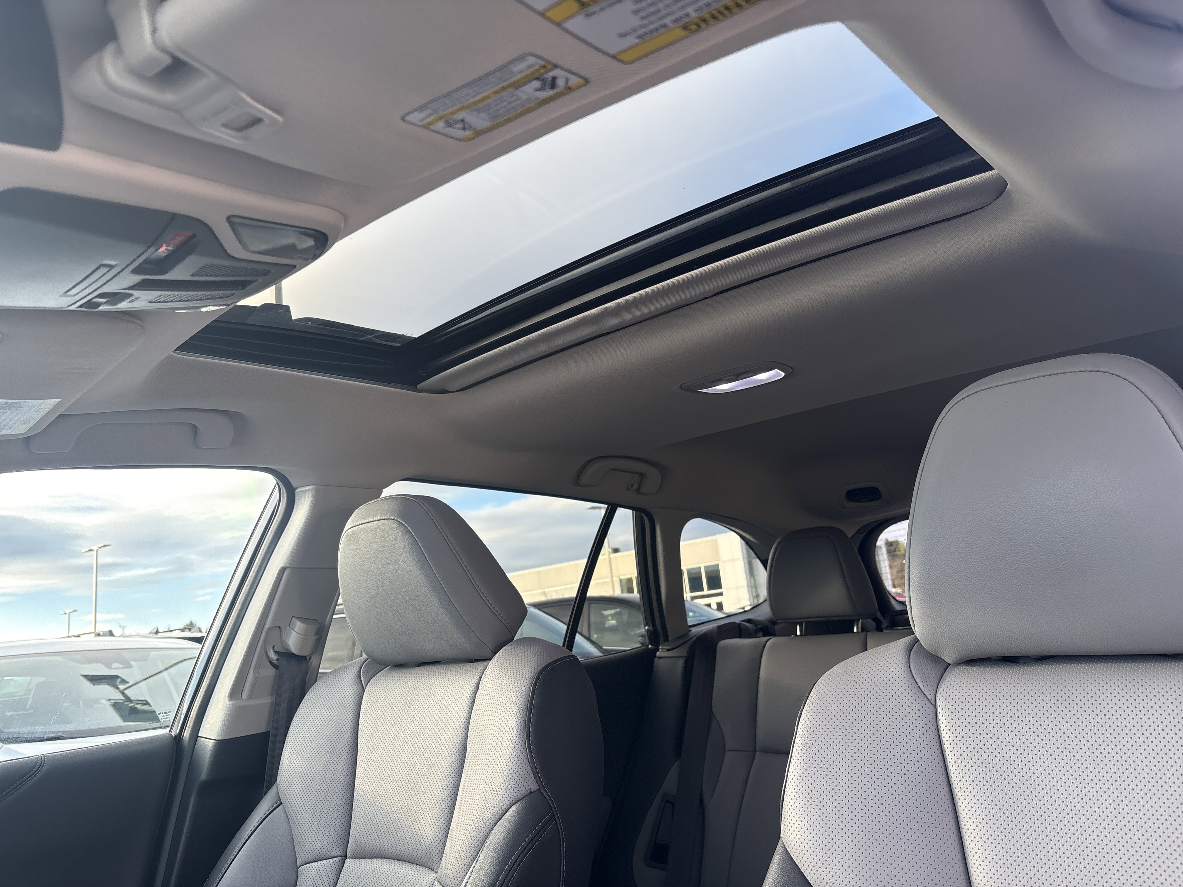 Used 2023 Subaru Outback Limited image 20