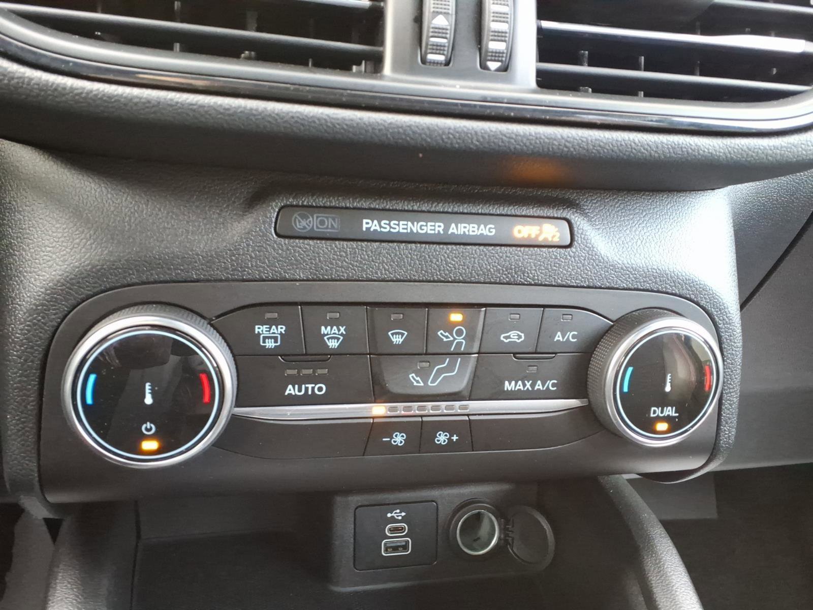 Used 2025 Ford Escape ST-Line image 21