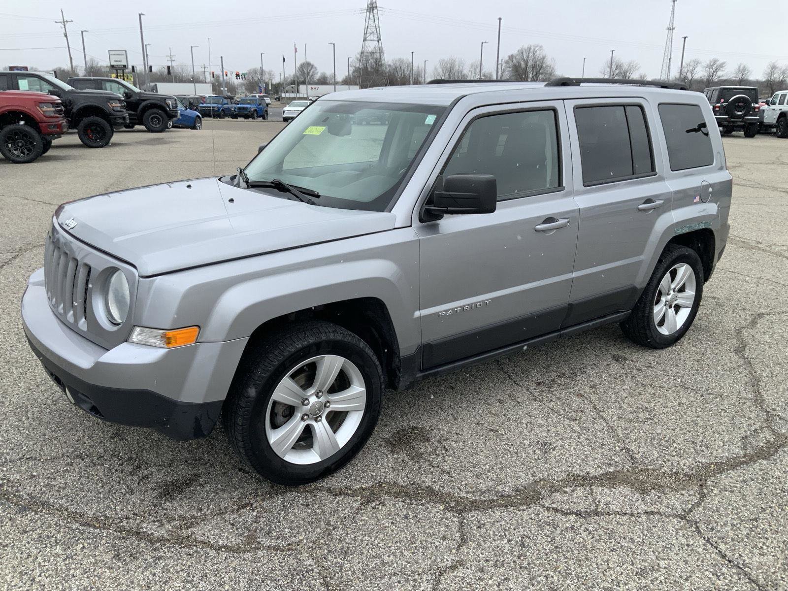 Used 2014 Jeep Patriot Latitude image 4