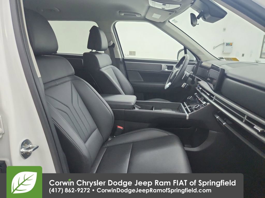 Used 2026 Hyundai Santa Fe SEL FWD image 33
