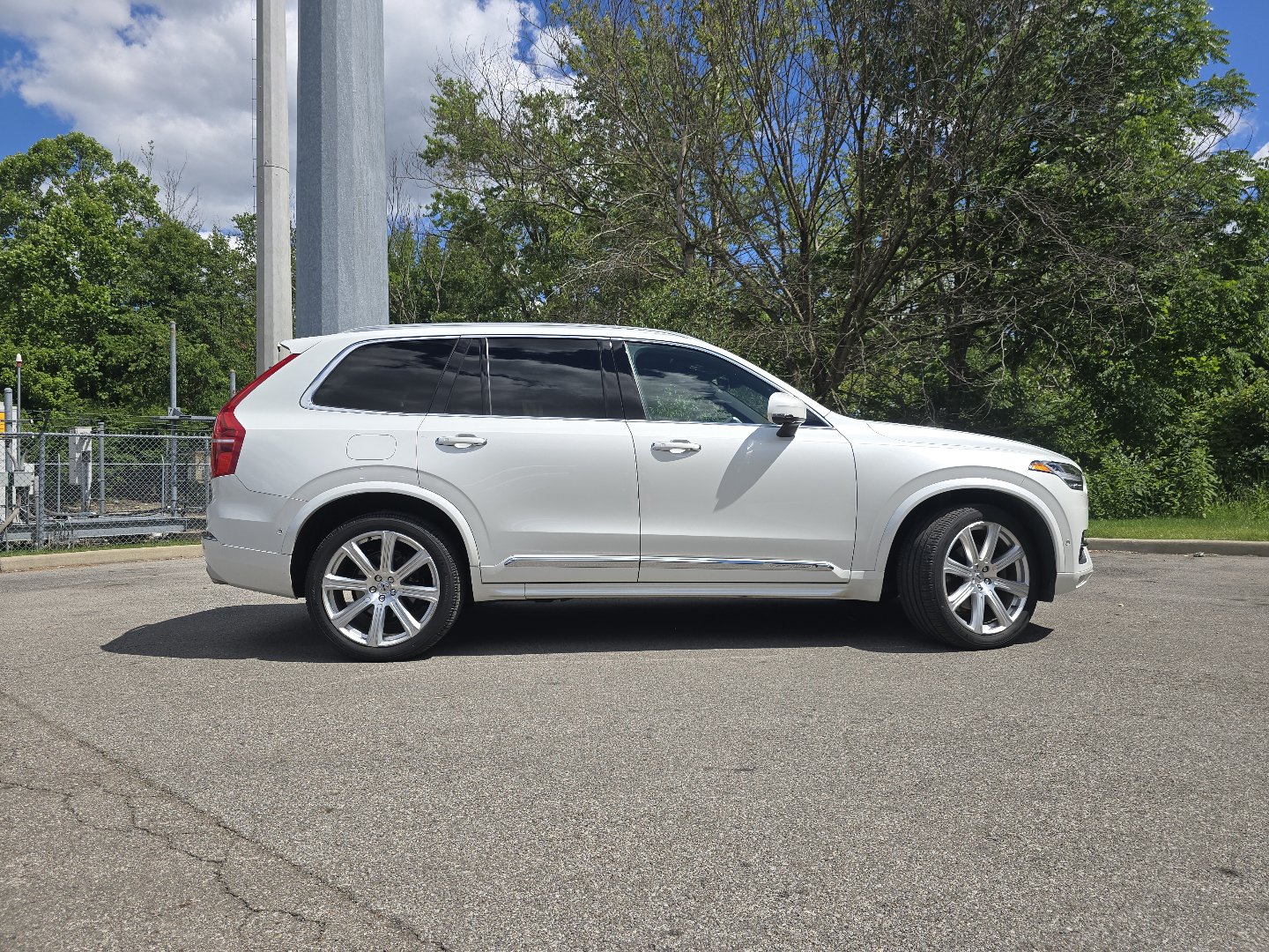 Used 2017 Volvo XC90 T6 Inscription w/ Vision Package AWD/4WD image 19