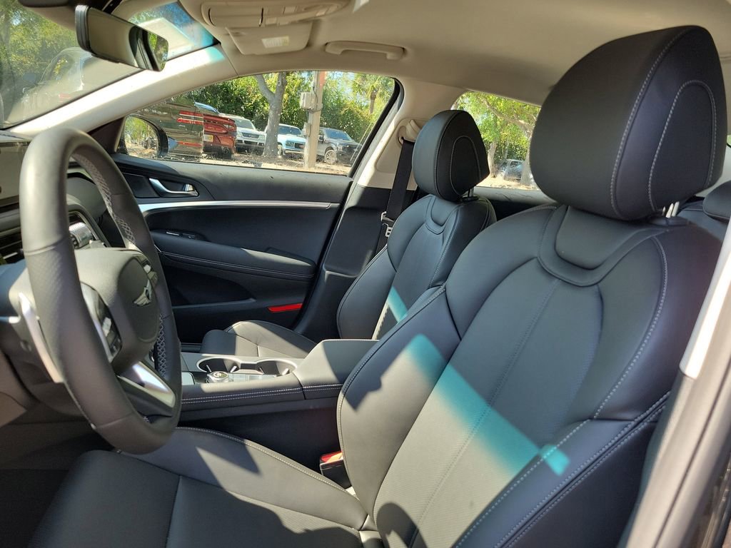 New 2026 Genesis G70 2.5T image 5