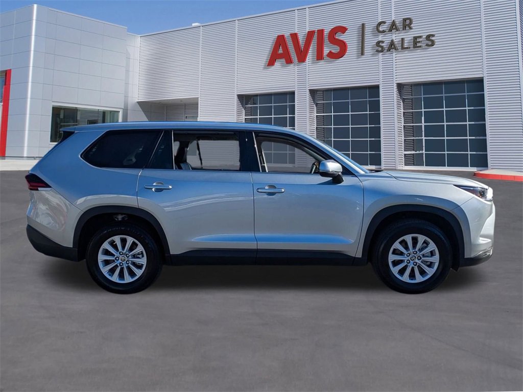 Used 2025 Toyota Grand Highlander AWD image 5