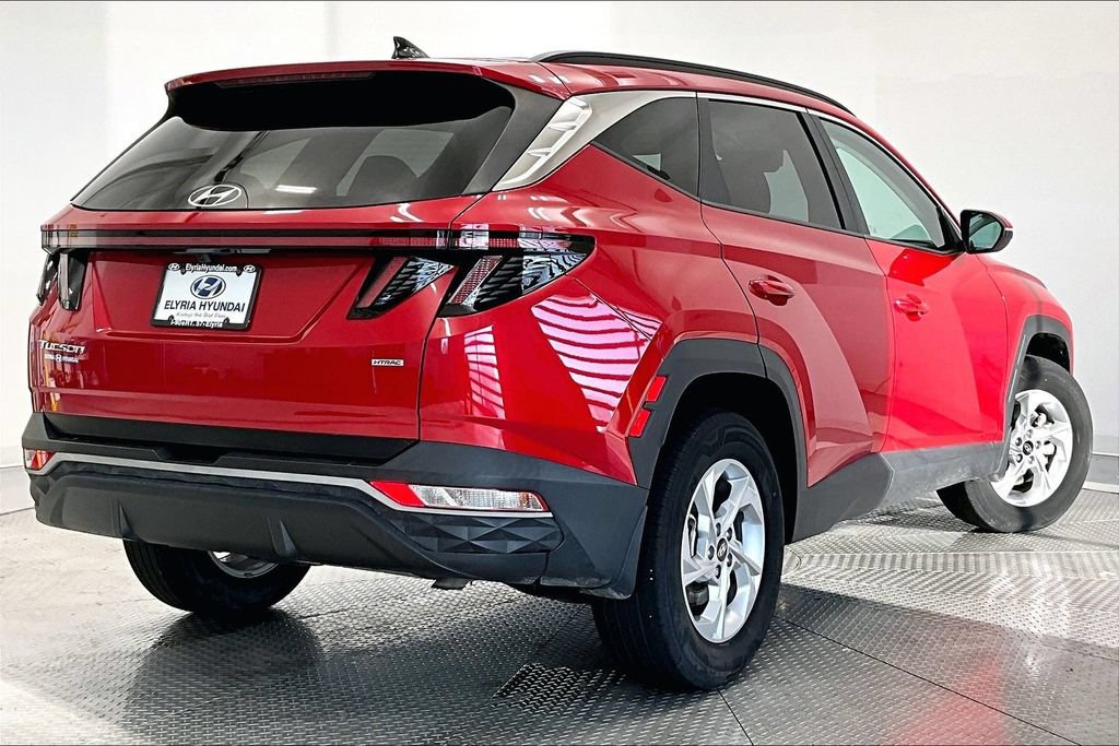 Certified 2022 Hyundai Tucson SEL AWD/4WD image 2