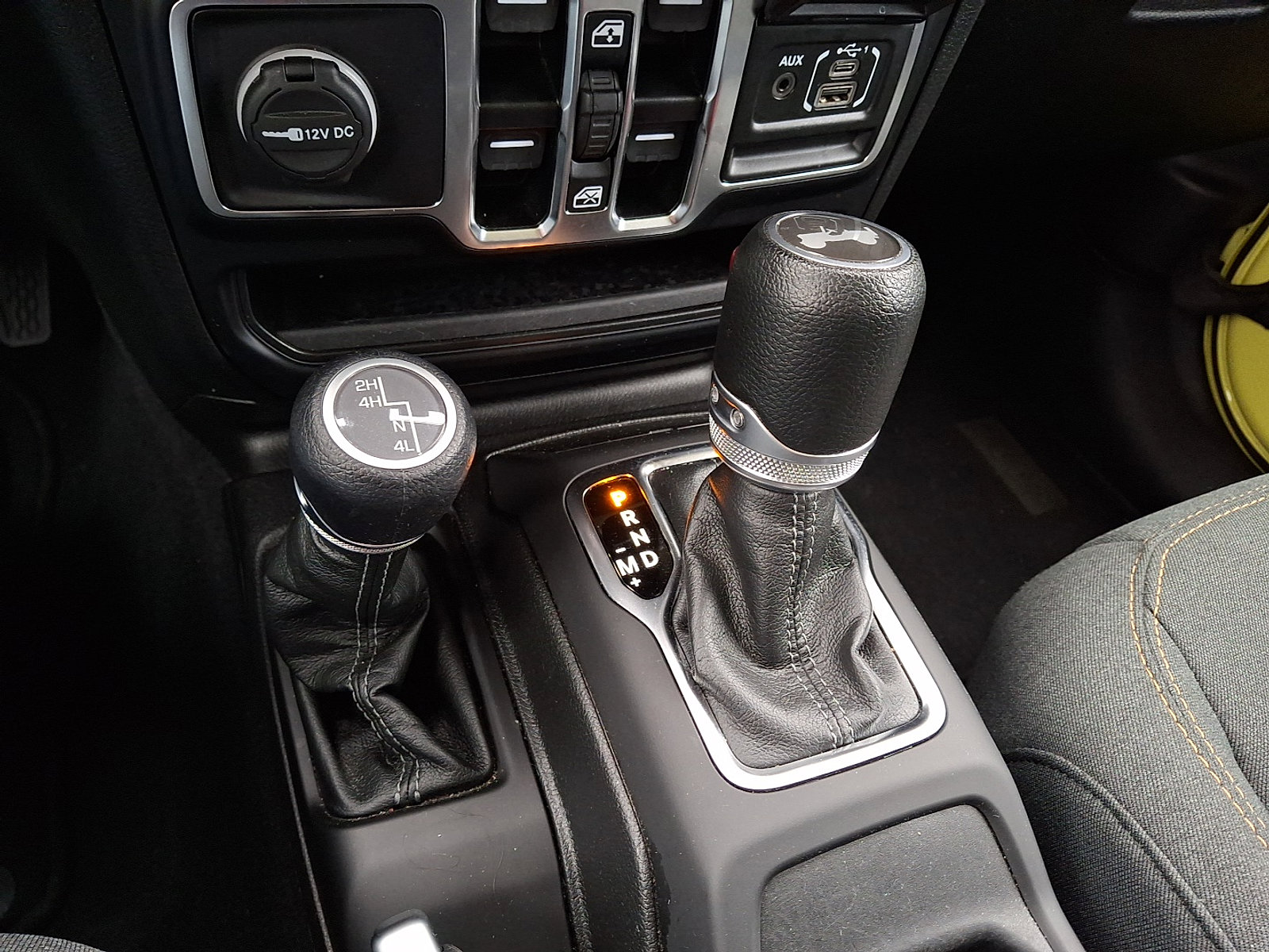 Used 2024 Jeep Wrangler Sport S image 21