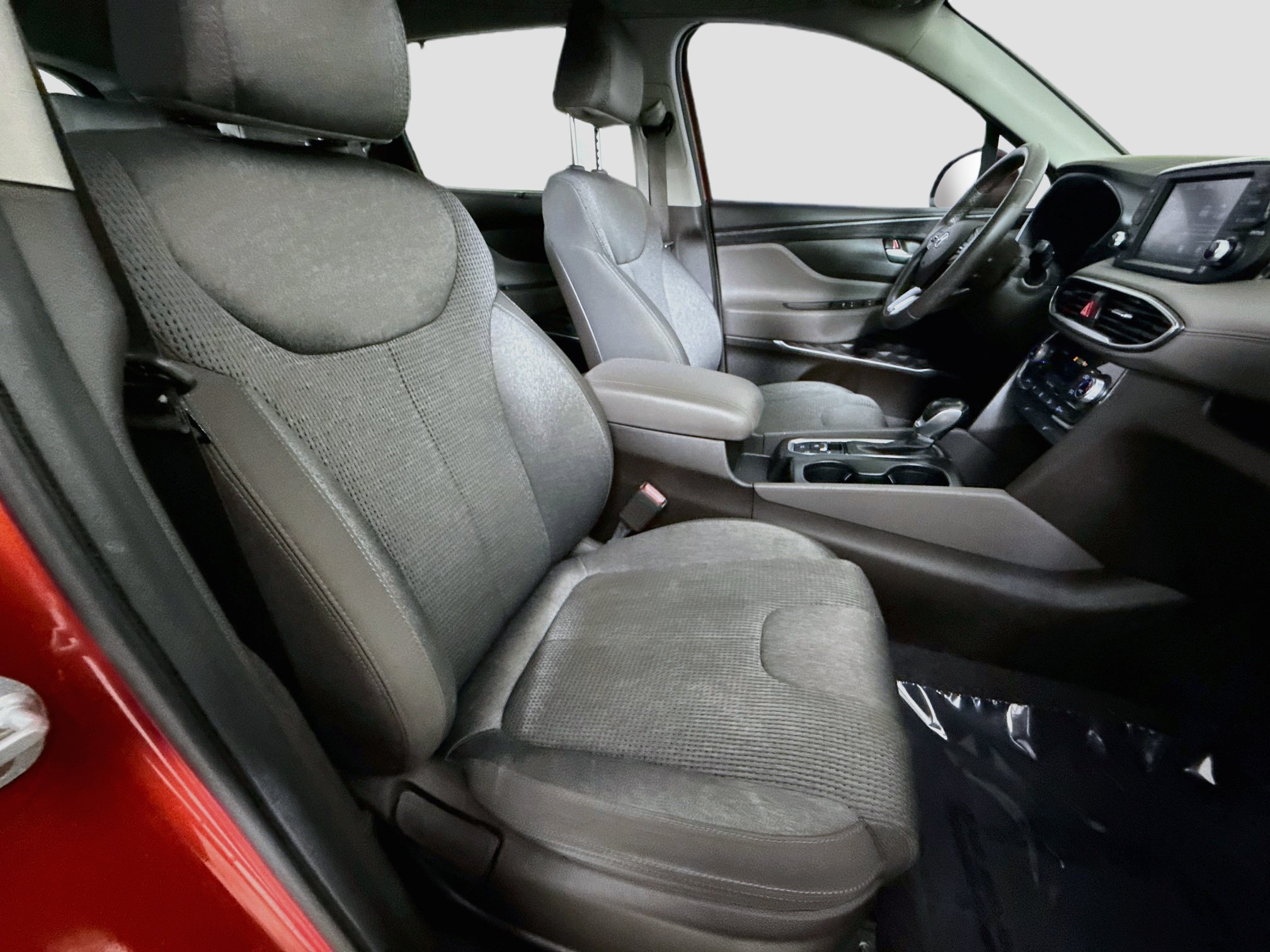 Used 2019 Hyundai Santa Fe SEL FWD image 29