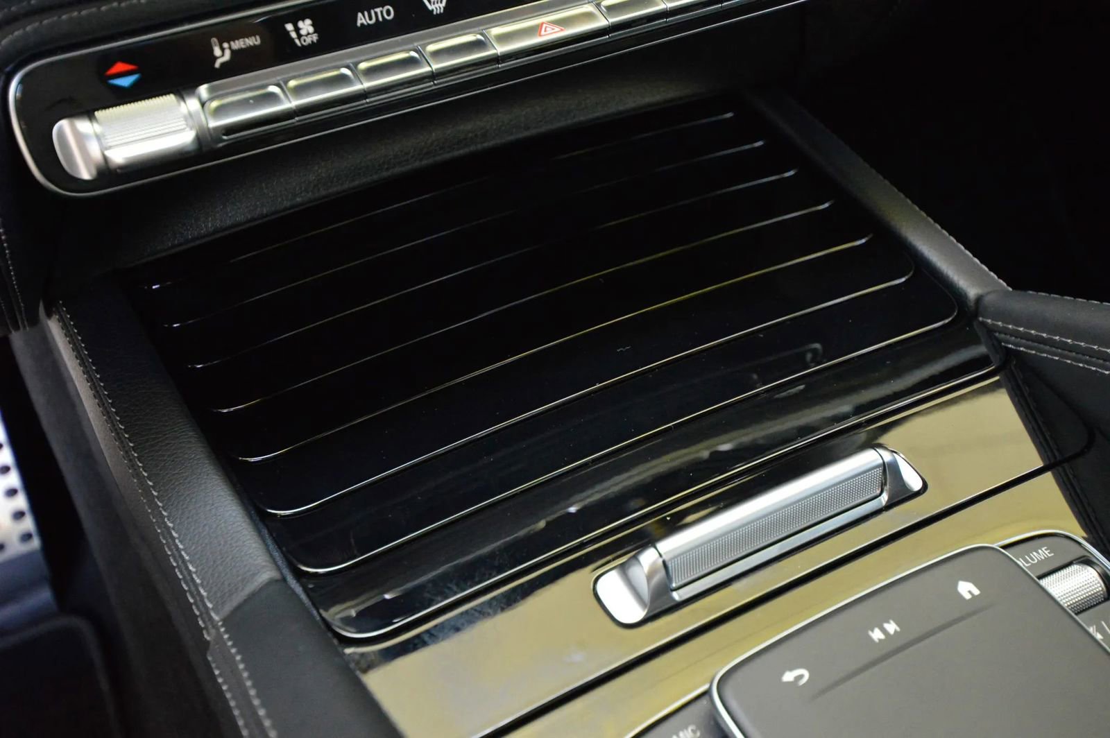 Used 2025 Mercedes-Benz GLE 53 AMG 4MATIC image 55