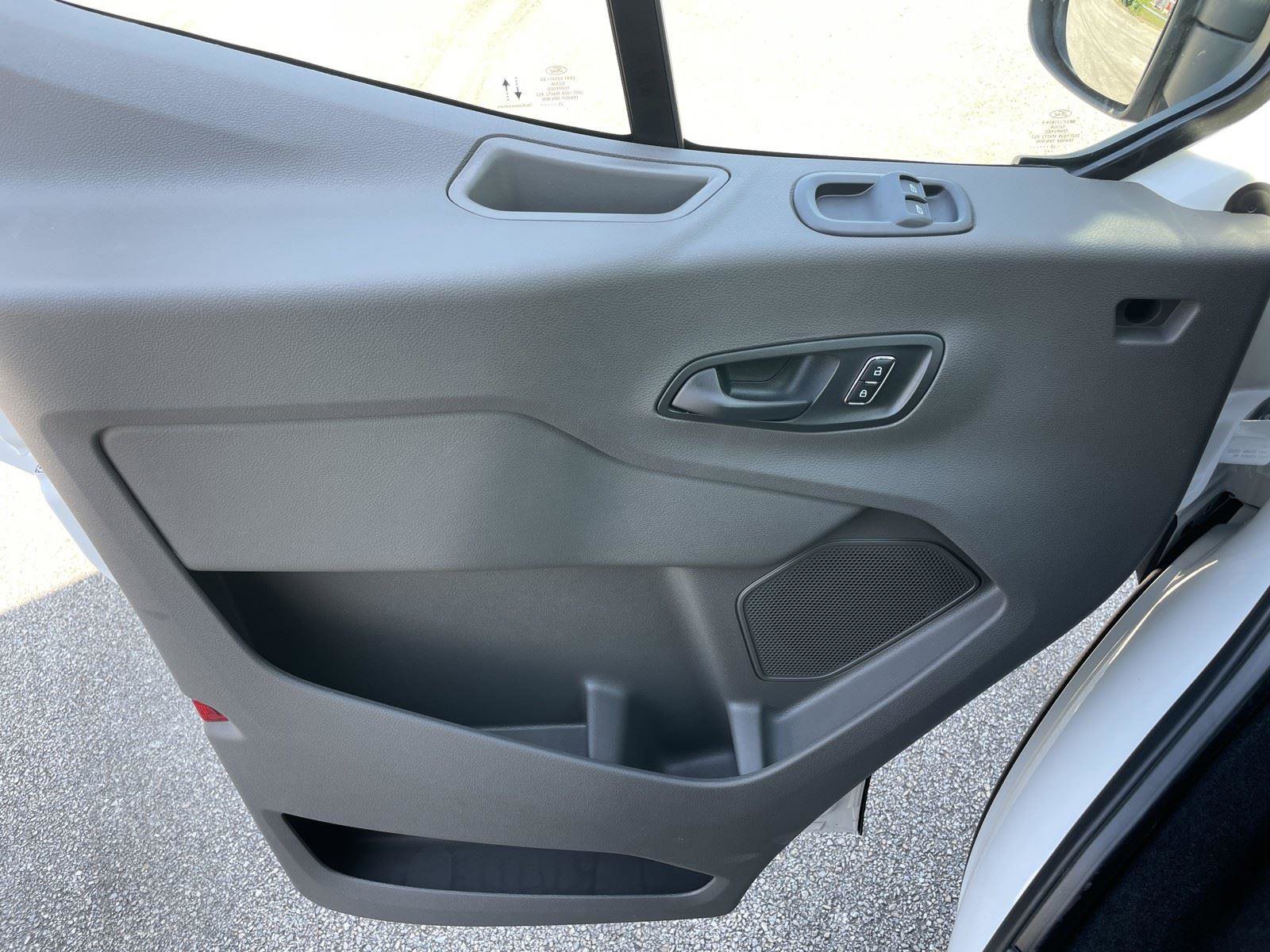 New 2025 Ford Transit 350 XLT image 27