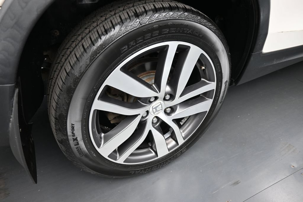 Used 2017 Honda Pilot Touring image 42