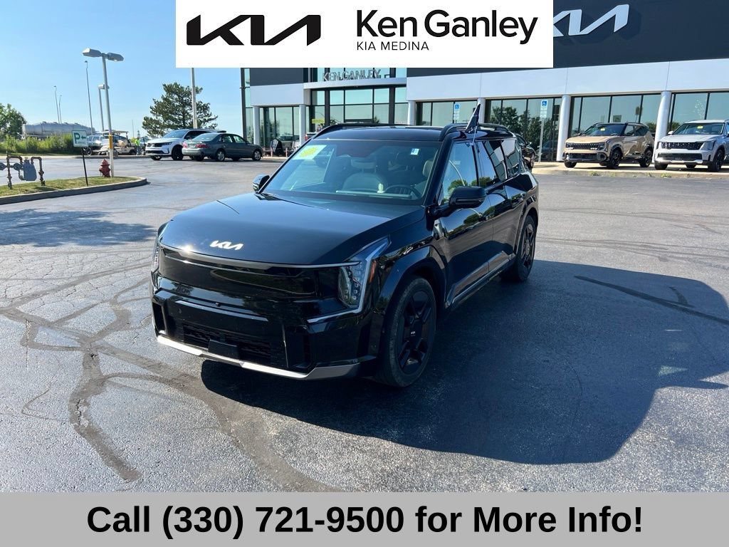 Certified 2024 Kia EV9 GT-Line AWD/4WD image 3