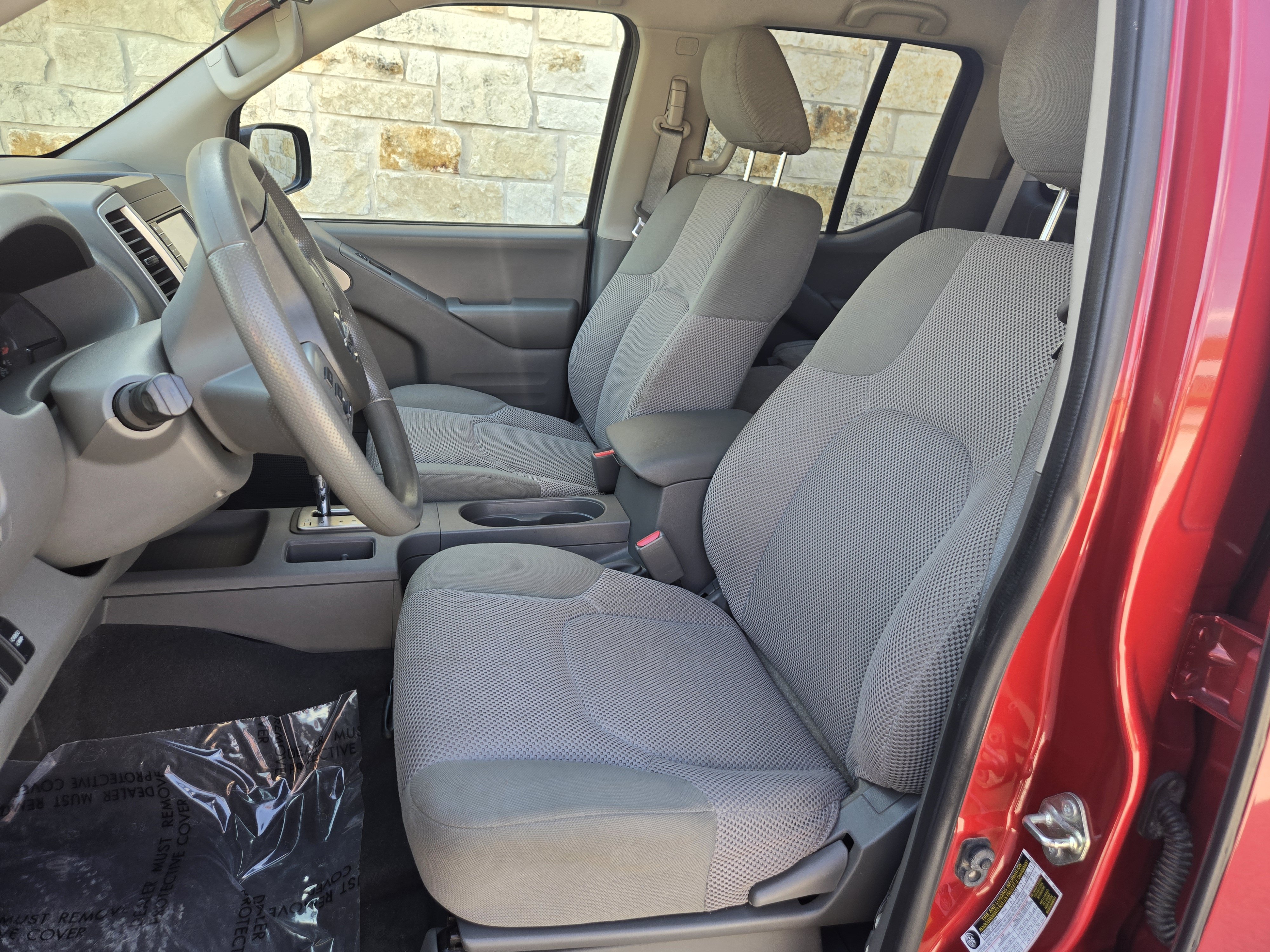 Used 2019 Nissan Frontier SV RWD image 5