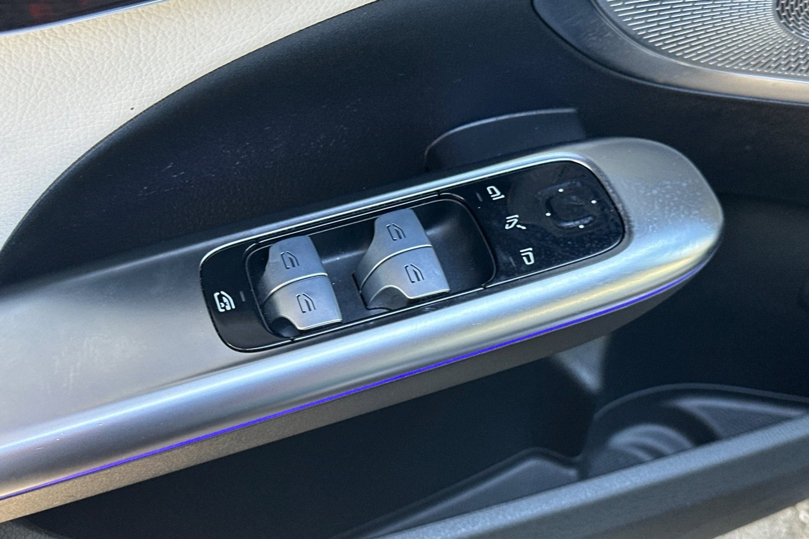Used 2022 Mercedes-Benz C 300 Sedan image 14