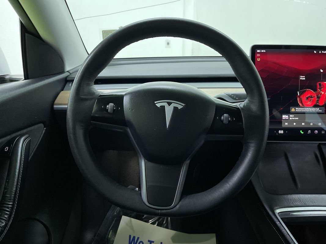 Used 2022 Tesla Model Y Long Range image 7
