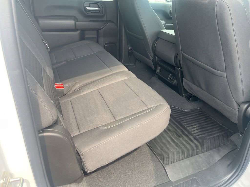 Used 2024 Chevrolet Silverado 2500 Custom w/ Custom Value Package image 27