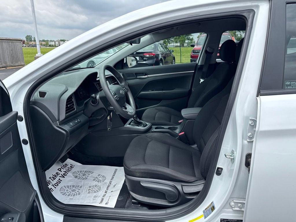 Used 2020 Hyundai Elantra SE w/ Cargo Package (C1) FWD image 29