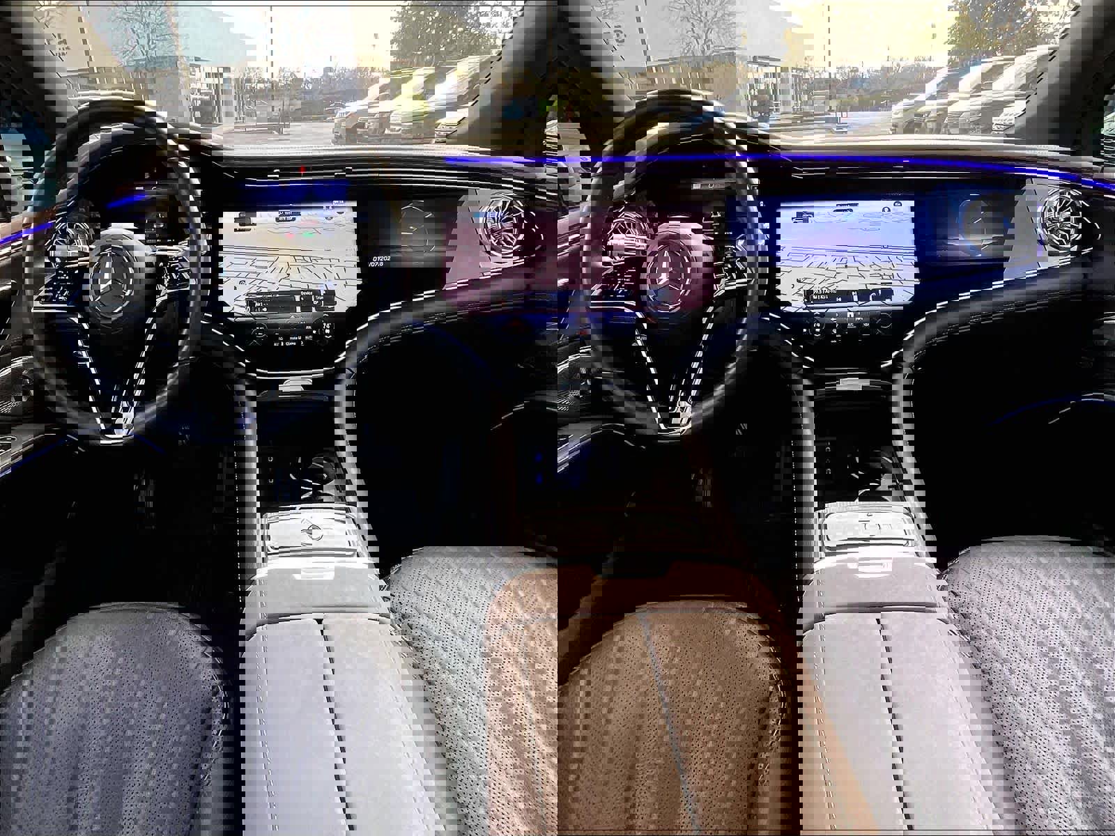 Used 2023 Mercedes-Benz EQS 580 4MATIC SUV image 16