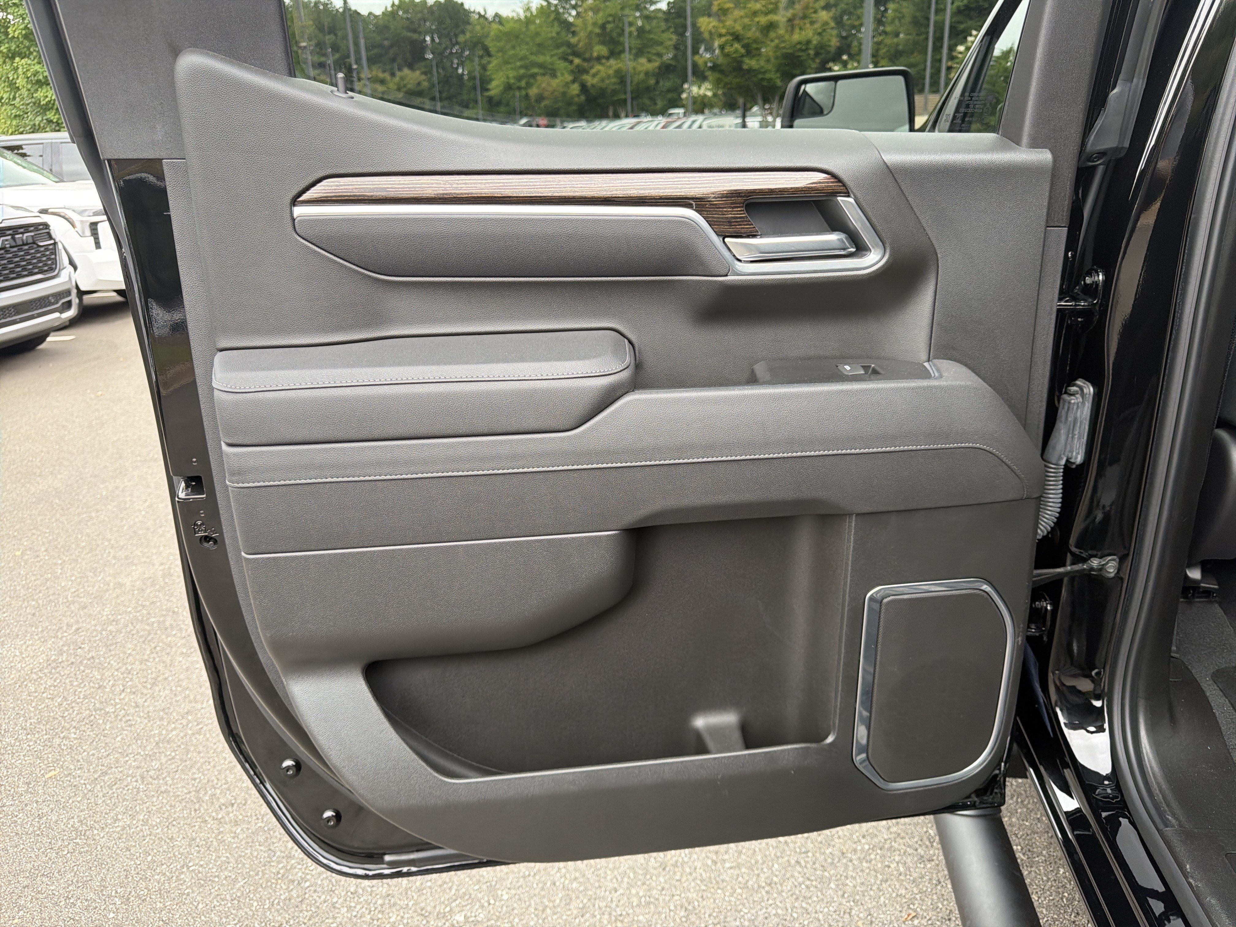Used 2025 GMC Sierra 1500 Elevation AWD/4WD image 21