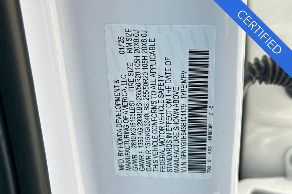 Certified 2025 Honda Pilot Black Edition image 37