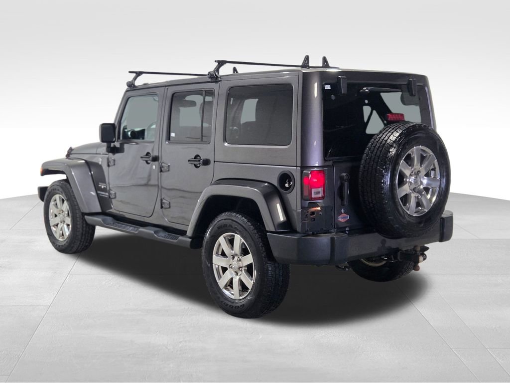 Used 2016 Jeep Wrangler Unlimited Sahara w/ Max Tow Package image 15