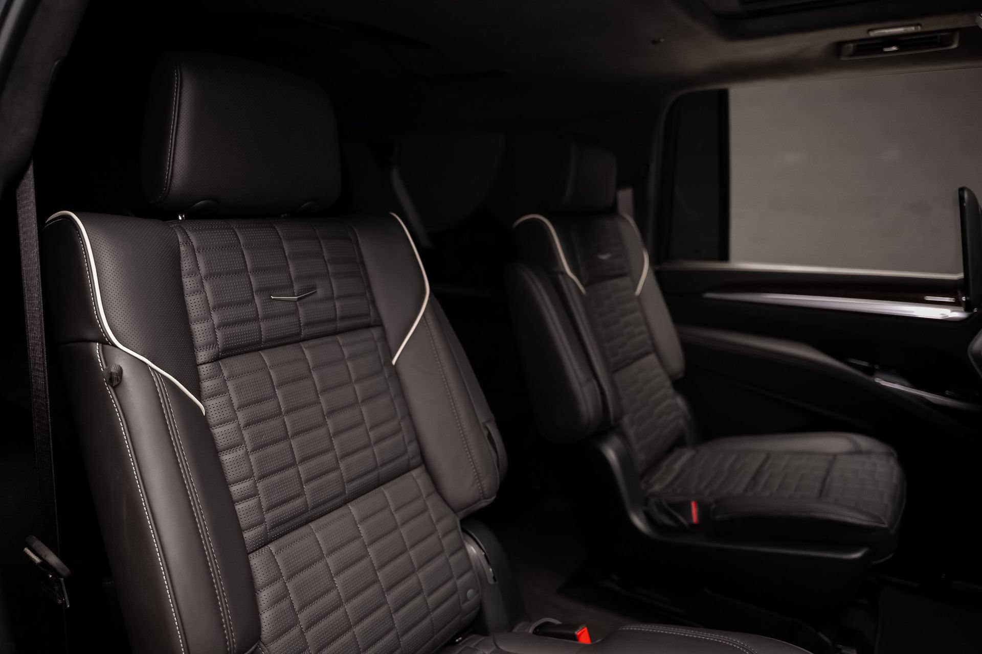 Used 2025 Cadillac Escalade ESV Premium Luxury Platinum AWD/4WD image 66