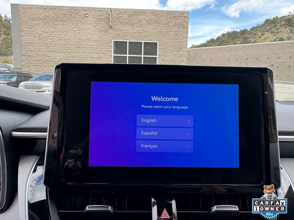 Certified 2025 Toyota Corolla SE w/ SE Package image 18