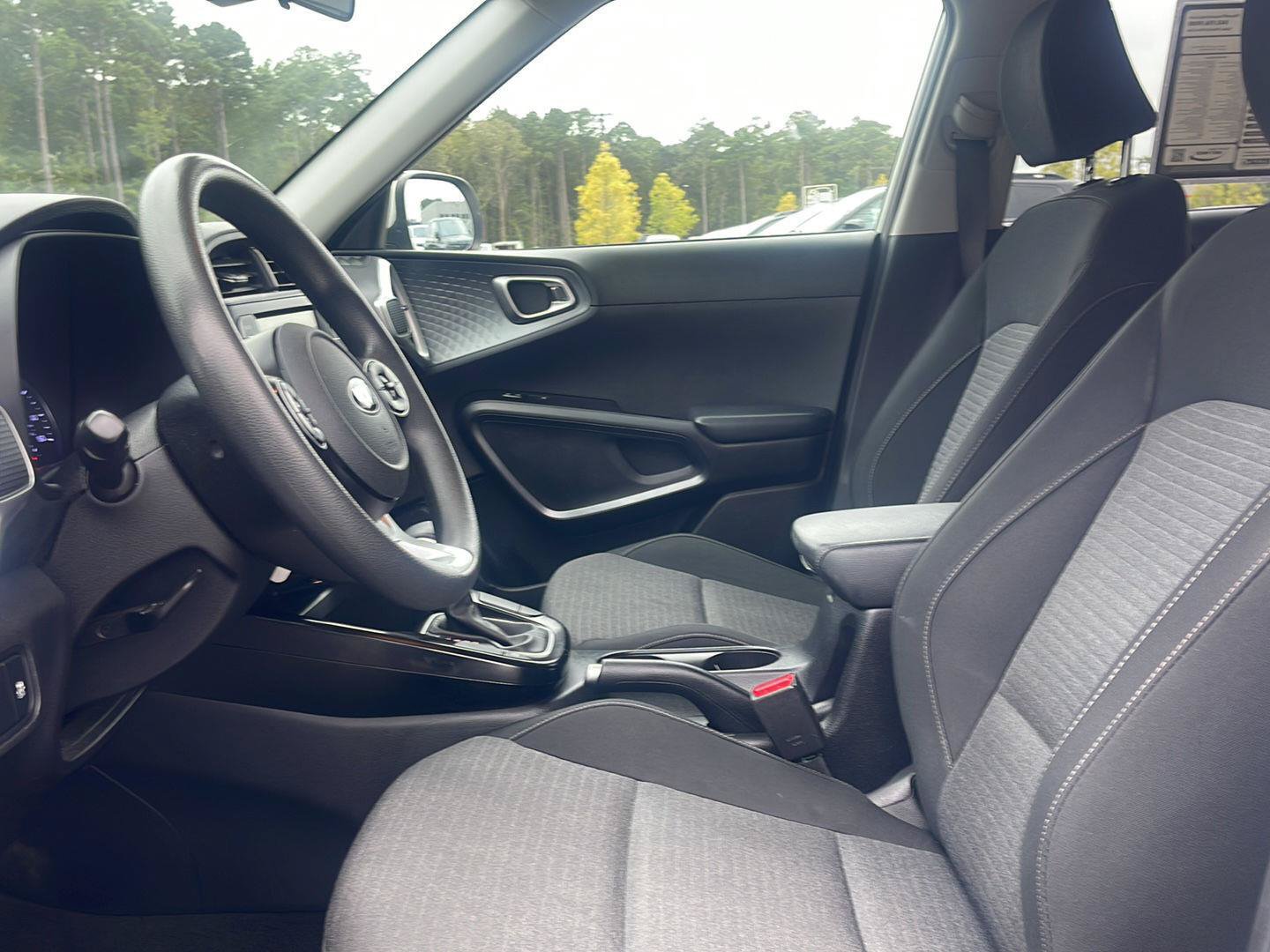 Used 2020 Kia Soul S FWD image 18