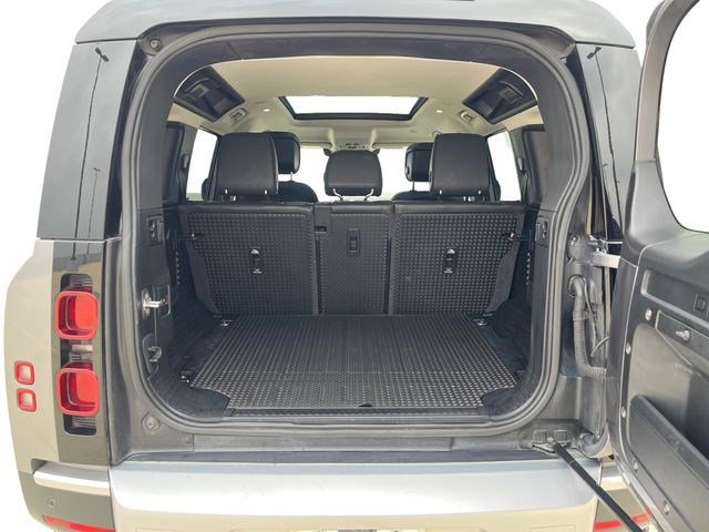 Used 2020 Land Rover Defender 110 S AWD/4WD image 21