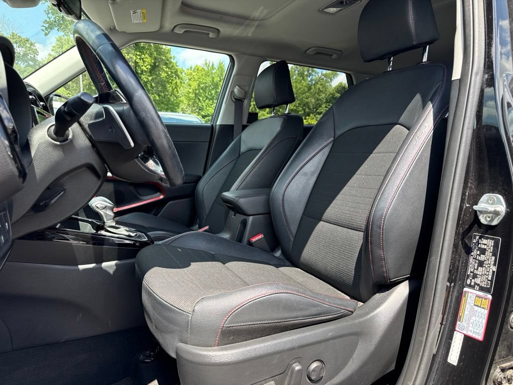 Used 2021 Kia Soul Turbo FWD image 9