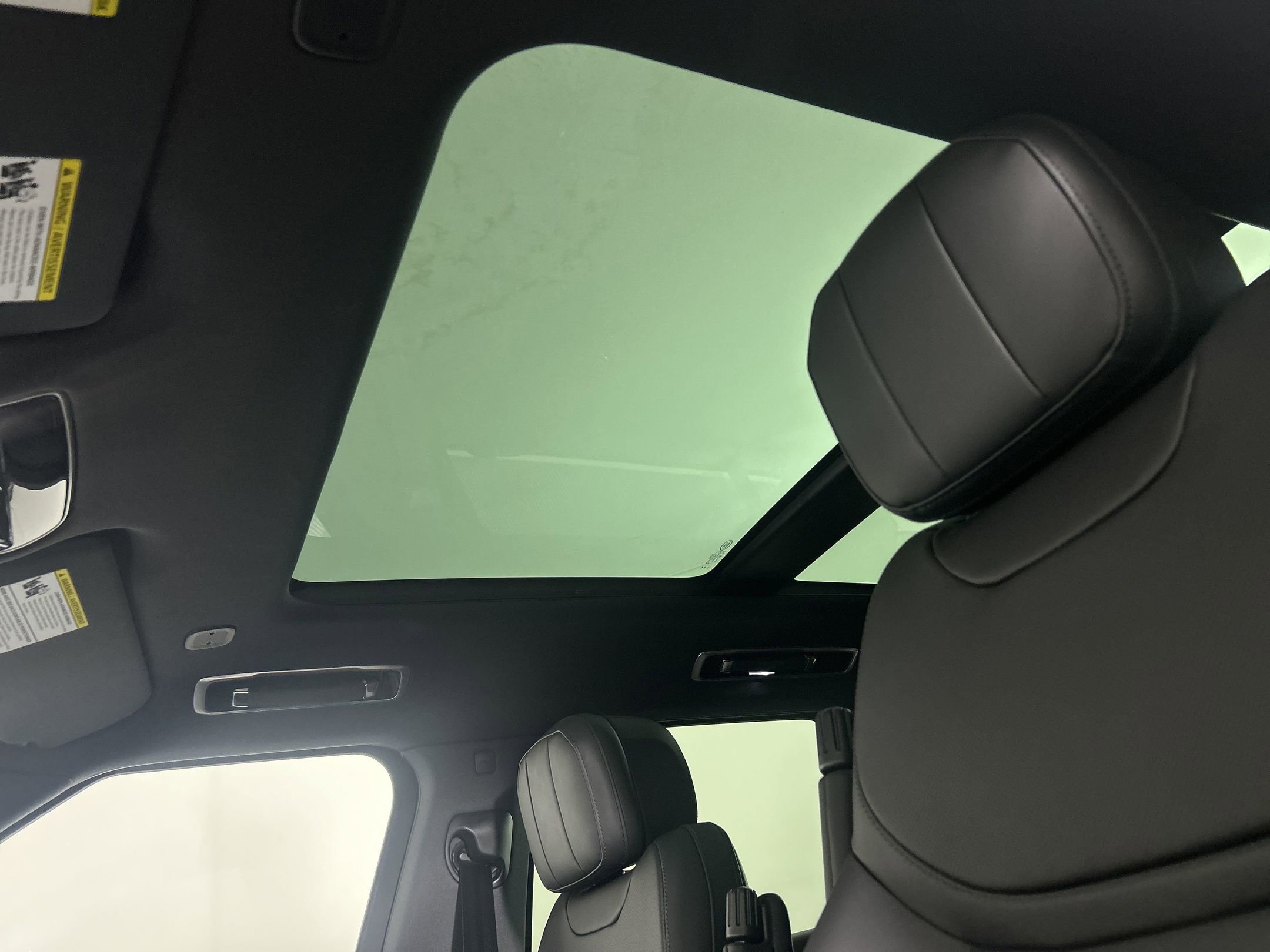 New 2025 Land Rover Range Rover Sport Dynamic SE image 11