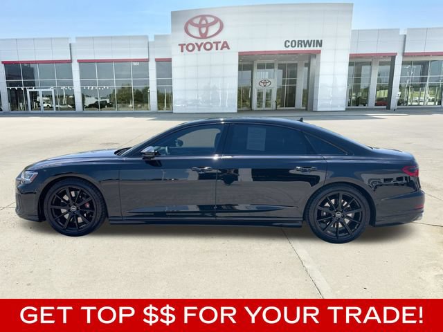 Used 2023 Audi S8 AWD/4WD image 2