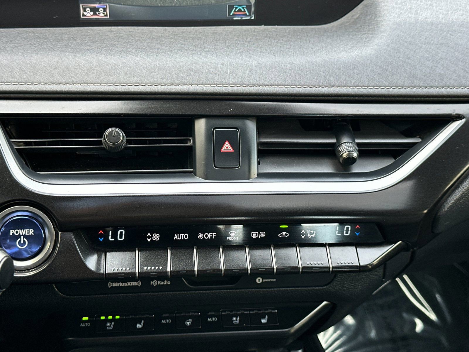 Used 2019 Lexus UX 250h w/ Premium Package image 23