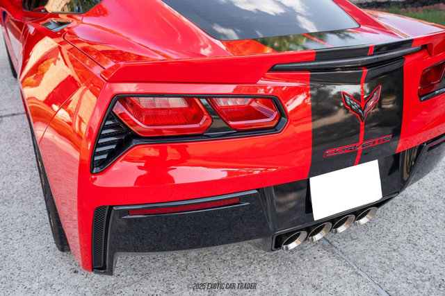 Used 2019 Chevrolet Corvette Stingray Coupe w/ Carbon Flash Badge Package image 93