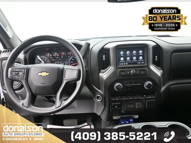 Used 2024 Chevrolet Silverado 2500 Custom w/ Custom Value Package image 11