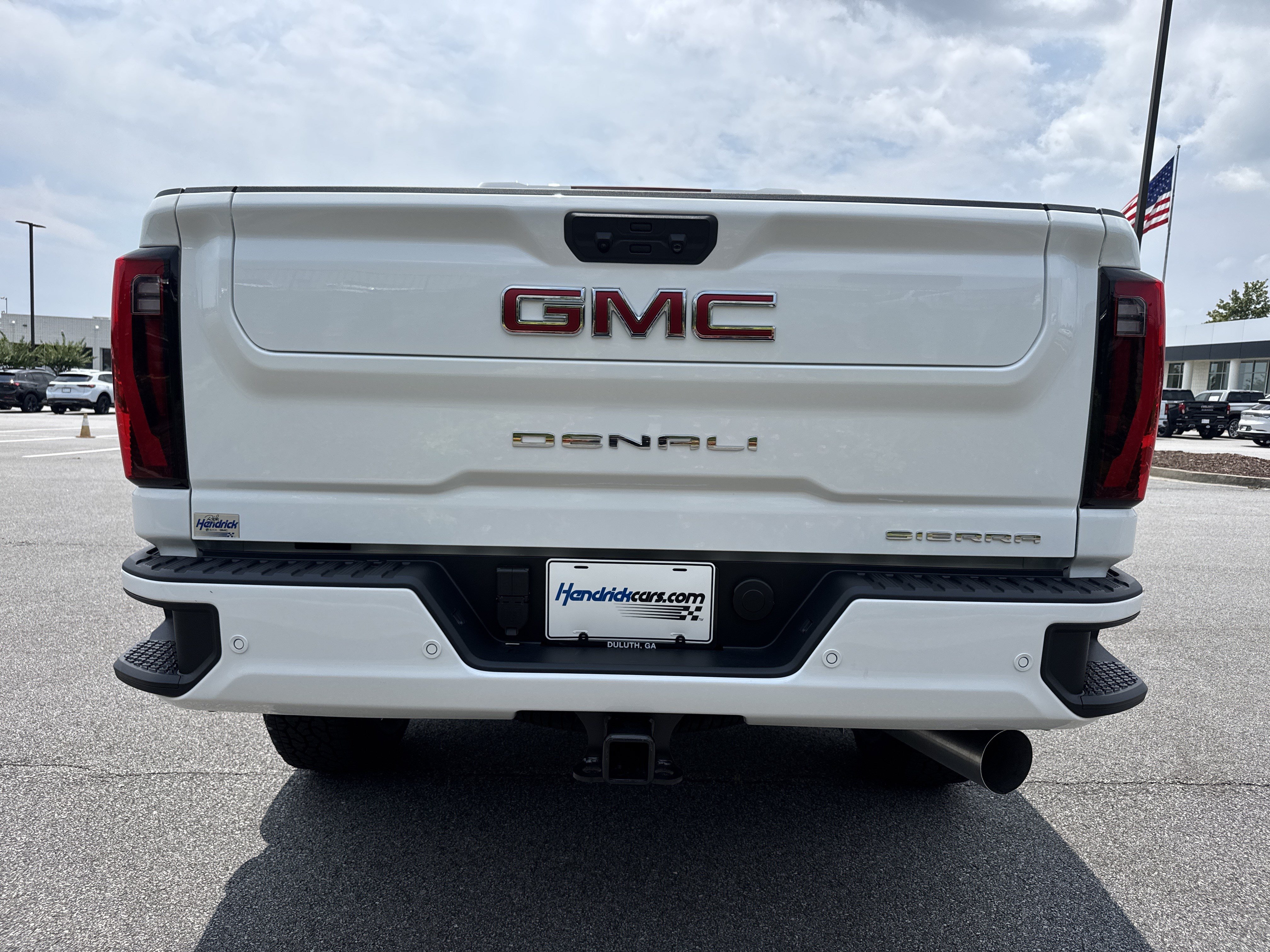 New 2026 GMC Sierra 2500 Denali w/ Denali Reserve Package AWD/4WD image 9