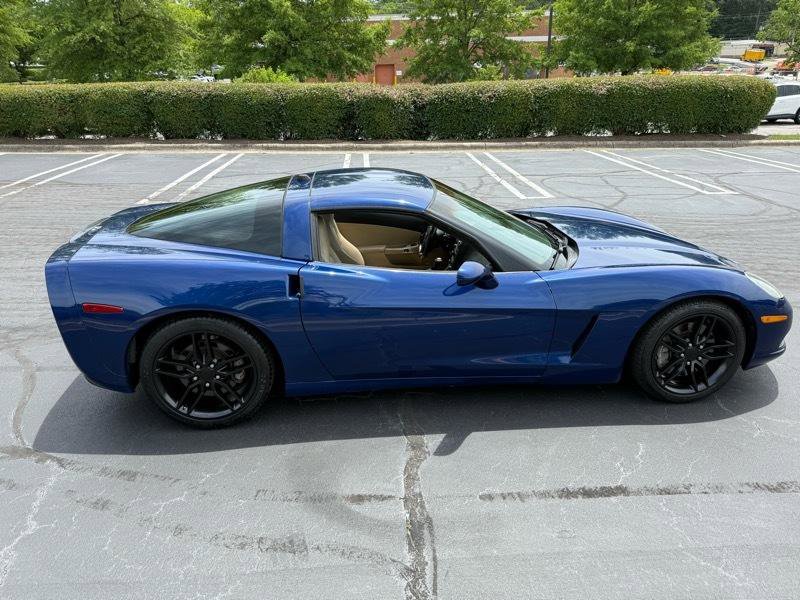 Used 2005 Chevrolet Corvette Coupe w/ Preferred Equipment Group image 13