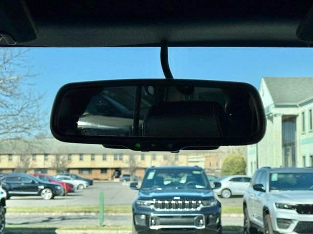 Used 2016 Jeep Wrangler Unlimited Rubicon image 33