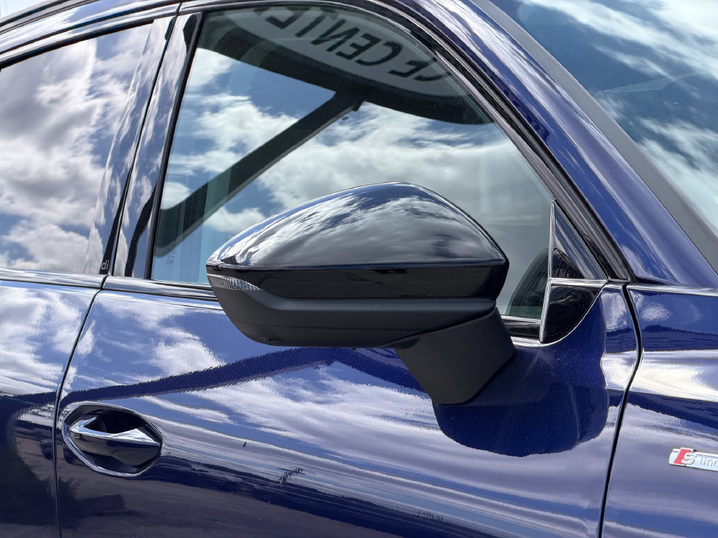 New 2026 Audi Q3 quattro 2.0T AWD/4WD image 5