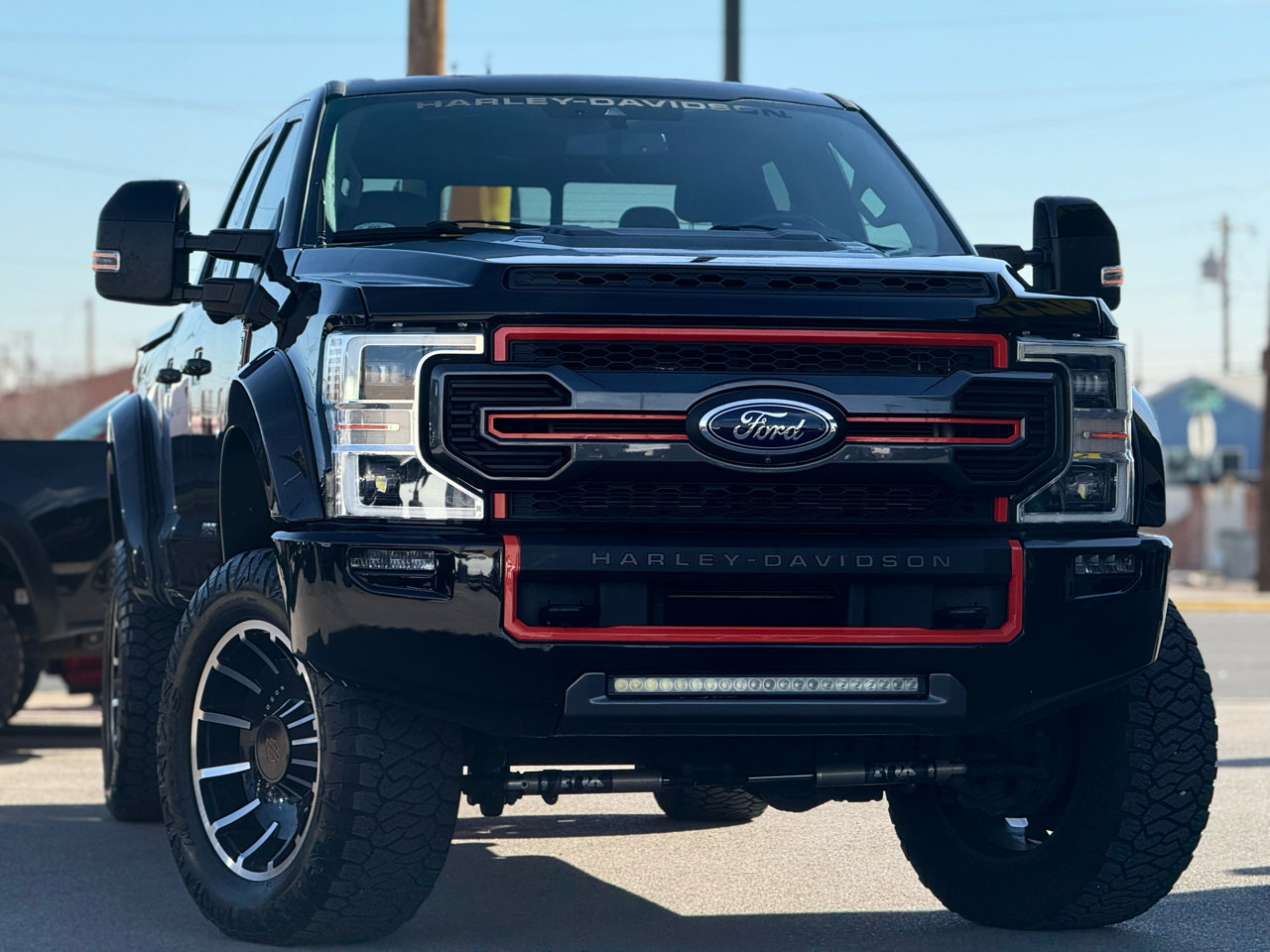 Used 2021 Ford F250 Lariat w/ Lariat Ultimate Package image 2