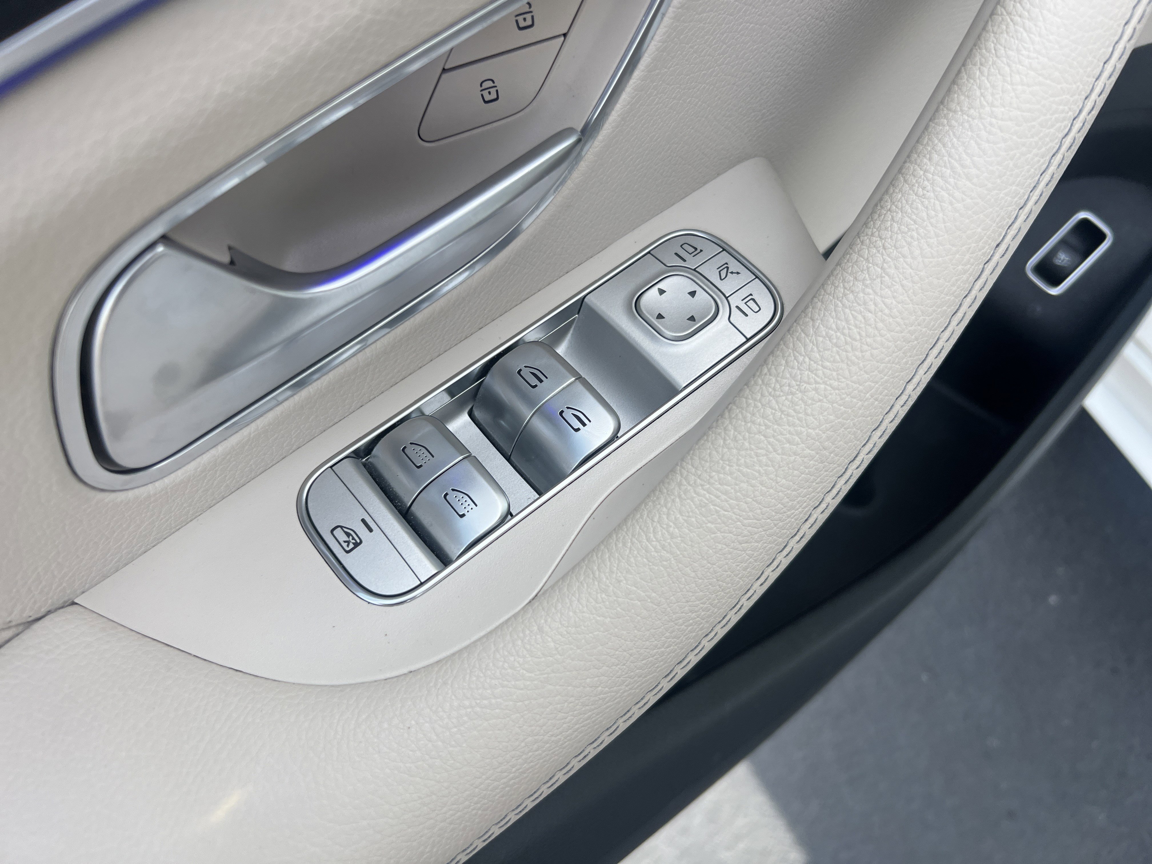 Used 2023 Mercedes-Benz GLS 450 450 image 14