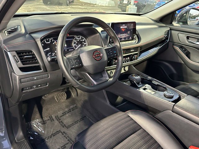 Certified 2025 Nissan Rogue SV AWD/4WD image 33
