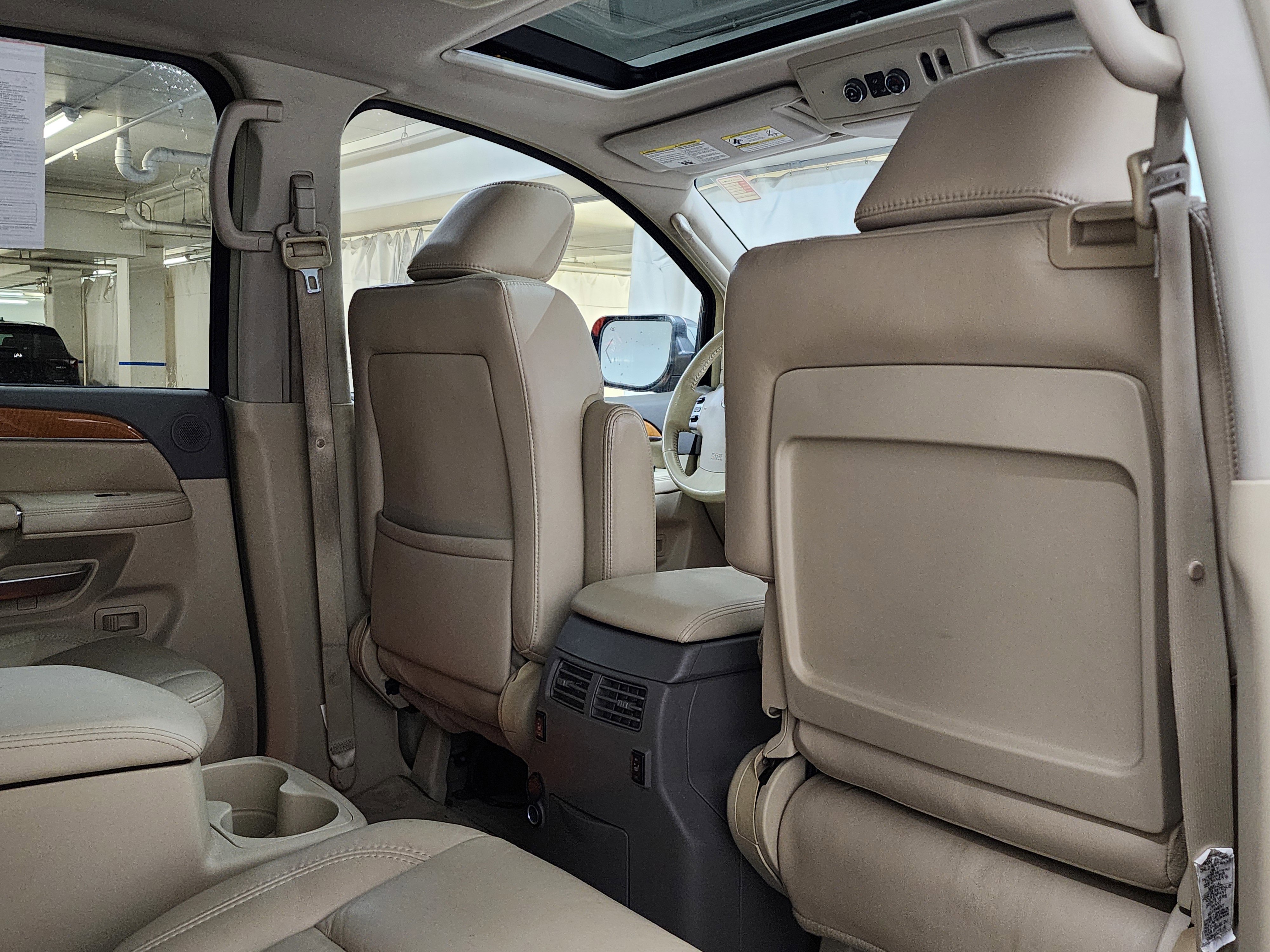 Used 2010 INFINITI QX56 4WD image 20