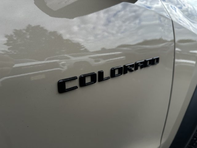 Used 2024 Chevrolet Colorado Trail Boss w/ Technology Package AWD/4WD image 46