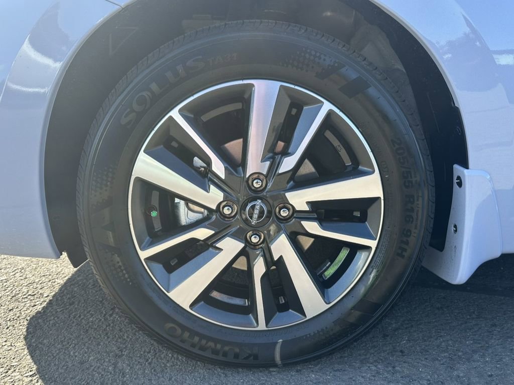 New 2025 Nissan Versa SV w/ Trunk Package image 12