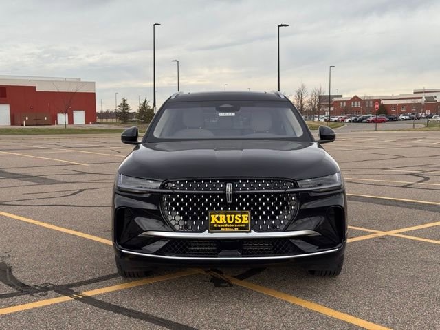 Used 2024 Lincoln Nautilus Reserve w/ Equipment Group 203A AWD/4WD image 39