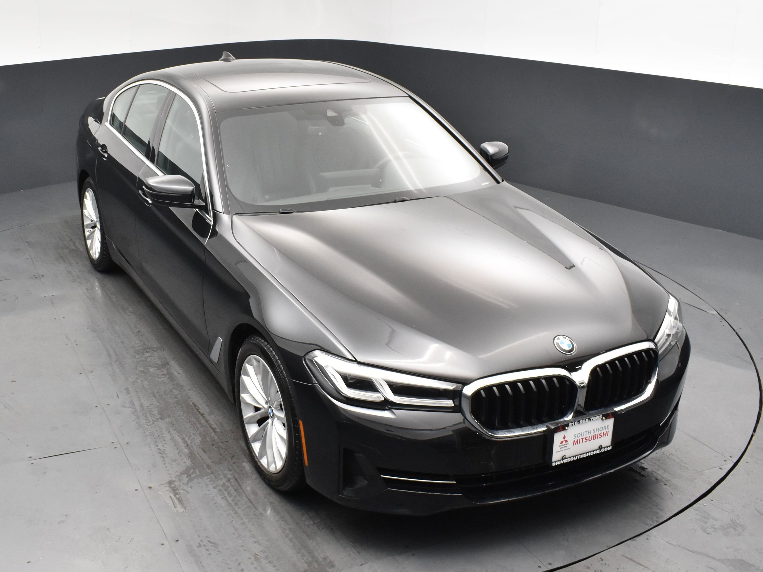 Used 2023 BMW 530i xDrive w/ Convenience Package image 21