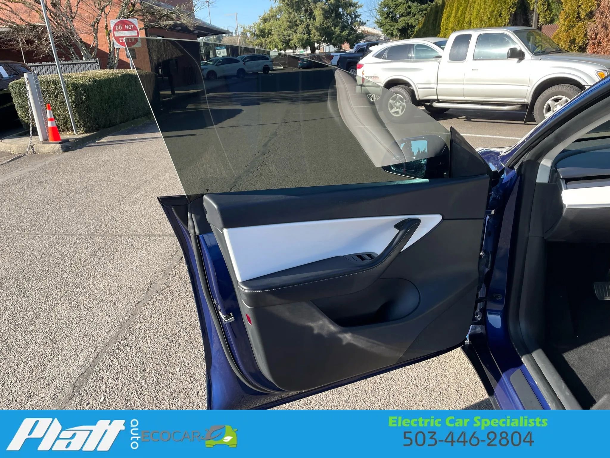 Used 2020 Tesla Model Y Long Range image 18