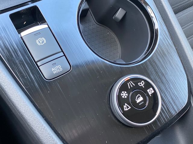 New 2026 Nissan Rogue SV image 18