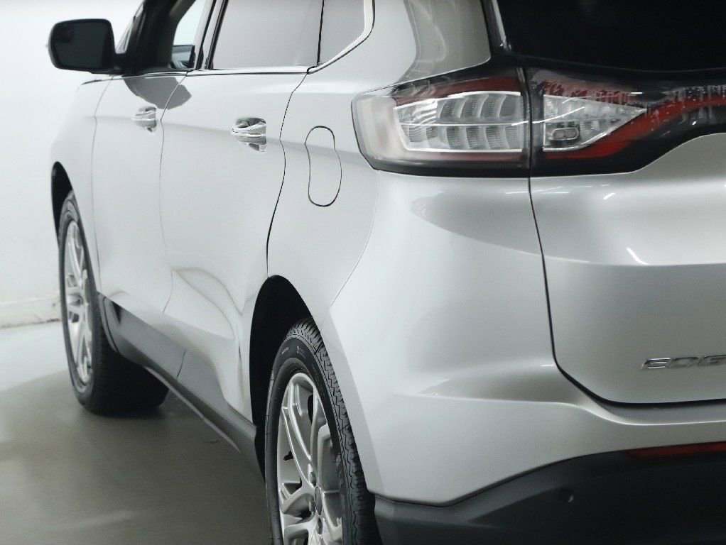 Used 2018 Ford Edge Titanium image 41