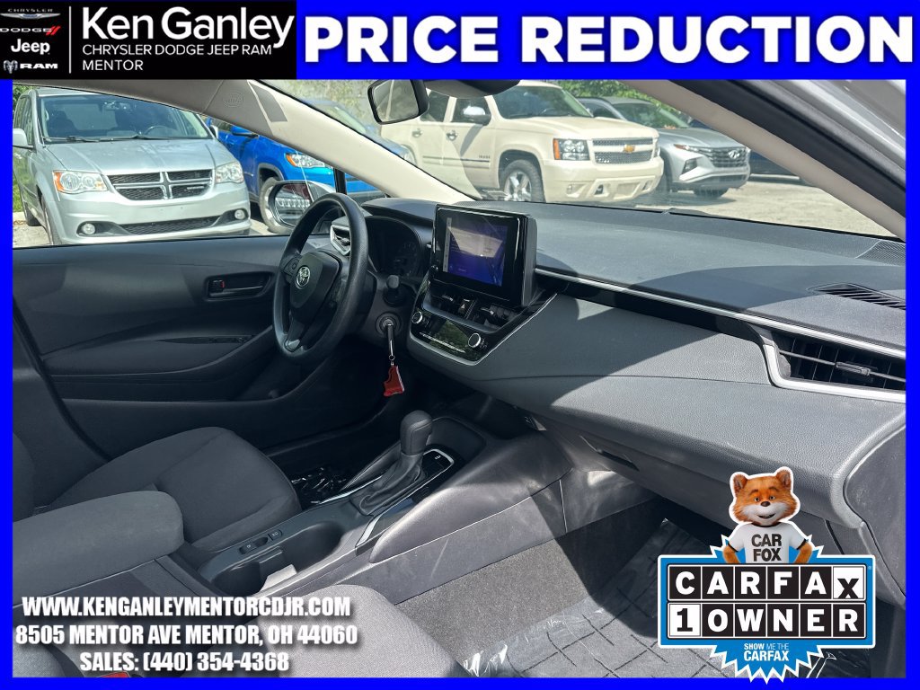 Used 2025 Toyota Corolla LE FWD image 25