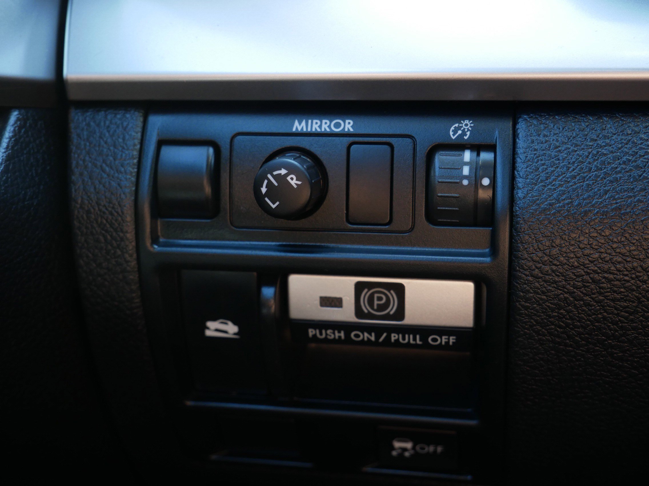 Used 2014 Subaru Outback 2.5i Premium AWD/4WD image 26